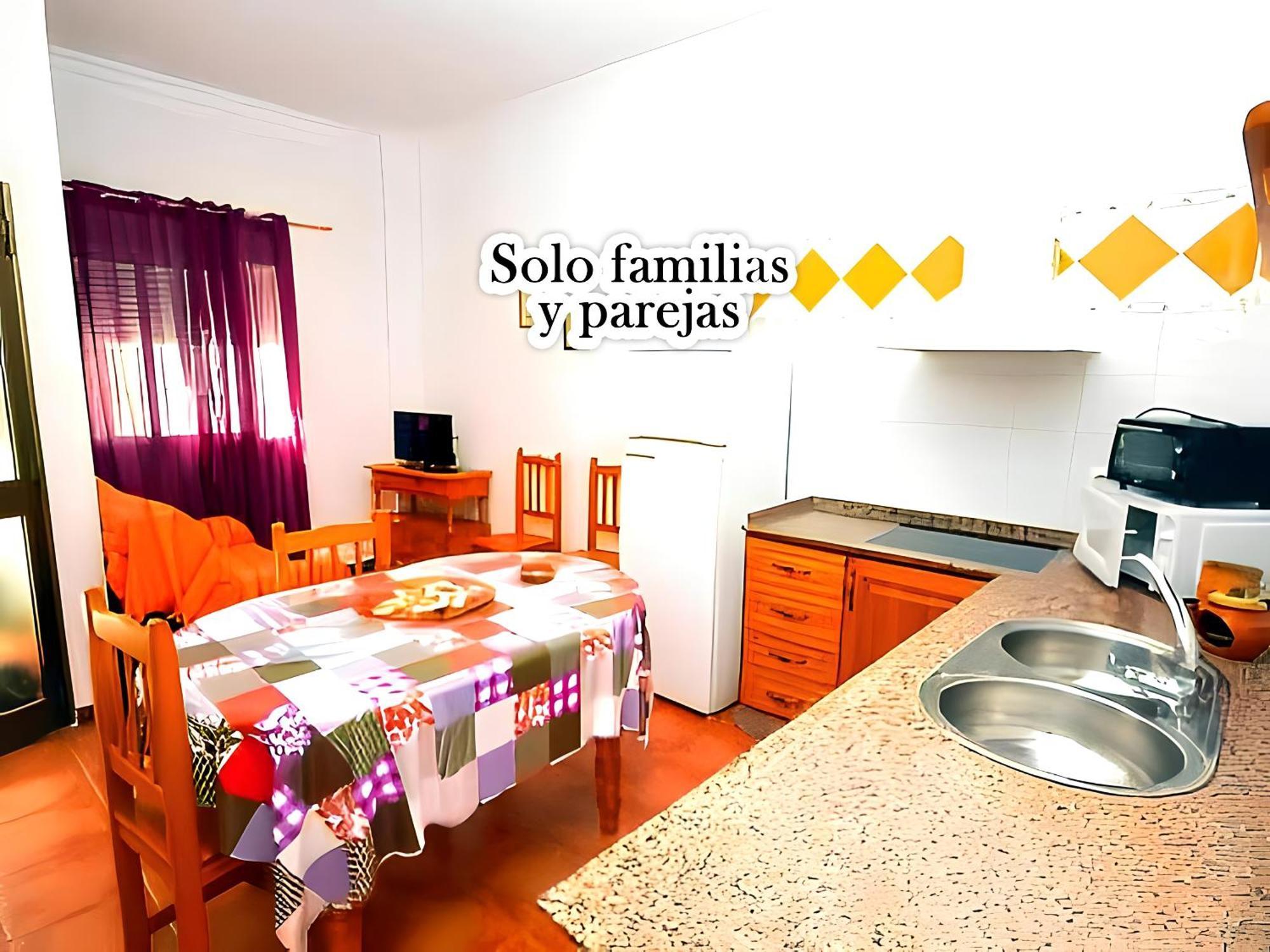 Apartamentos Noria Familias Y Parejas Gold Conil De La Frontera Luaran gambar